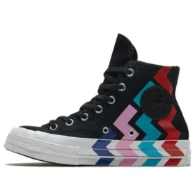 Chuck 1970s Nero