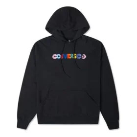 Felpa con cappuccio in maglia ricamata con lettere dell’alfabeto in colori a contrasto – Nero
