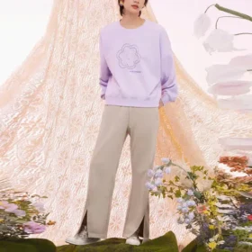 Felpa girocollo con stampa floreale Taglie asiatiche “Lilac”