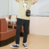 Maglietta con toppa Chuck Taglie asiatiche “Olive Aura”