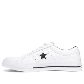 One Star in pelle traforata, modello basso “White Black”