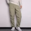 Pantaloni casual da uomo Converse a gamba dritta in tessuto tinta unita, grigio chiaro e verde