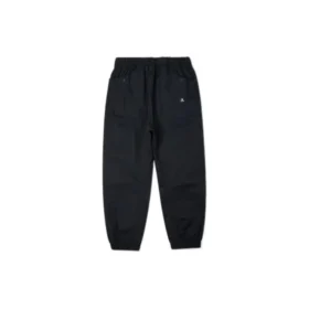 Pantaloni in tessuto Elevated Taglie asiatiche “Nero”