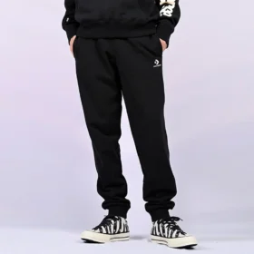 Pantaloni jogger con motivo a stella e chevron ricamati FT Taglie asiatiche “Nero”