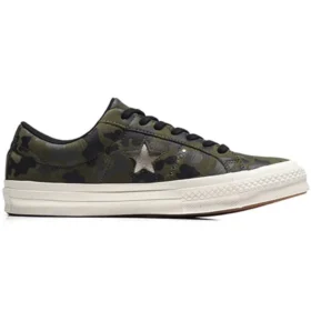 Stampa mimetica verde One Star