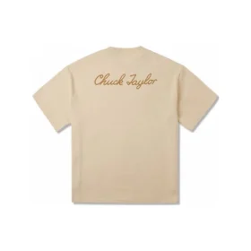 T-shirt oversize con toppa “Go-To Sneaker” Taglie asiatiche “Open Sesame”